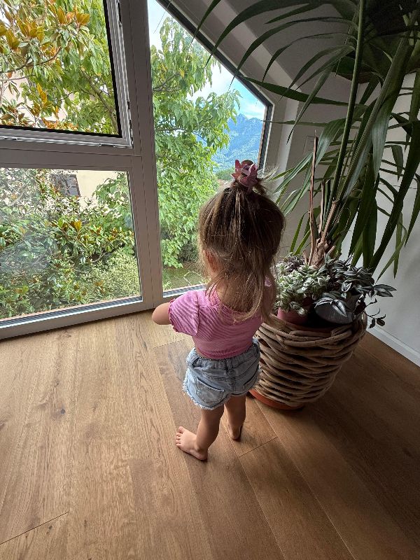 Foto reale di pavimento Parquet WOODCO DREAM in cucina — casa reale della community Casa Match