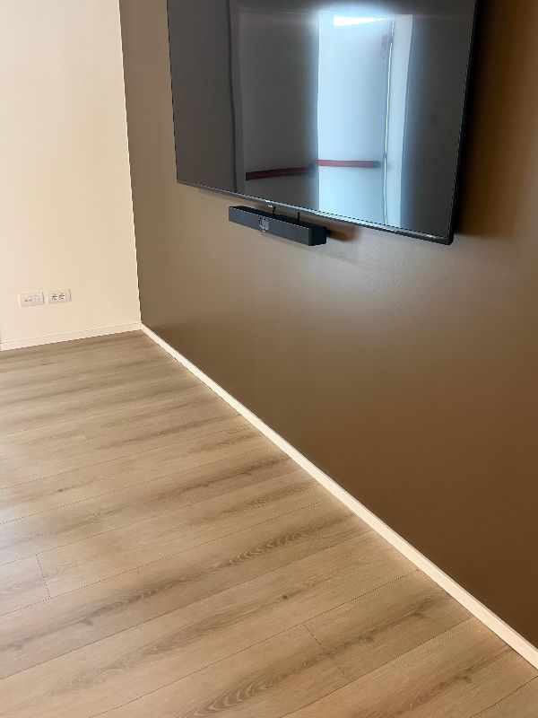 Foto reale di pavimento Laminato colore champs élysée BERRYALLOC HPF — casa reale della community Casa Match