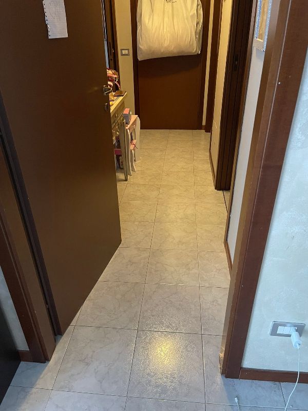 Foto reale di pavimento SPC colore saragoza Leroy Merlin SPC — casa reale della community Casa Match