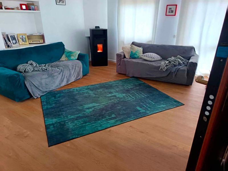 Foto reale di pavimento SPC colore colmbra Skema Star KC — casa reale della community Casa Match
