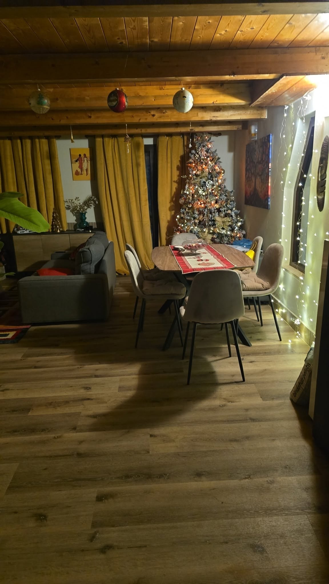 Casa reale con FLOW · NA